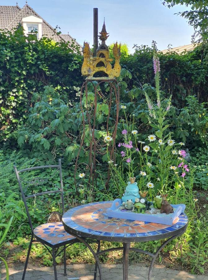 De Vliegende Vlinder Bed & Breakfast Nederweert Dış mekan fotoğraf