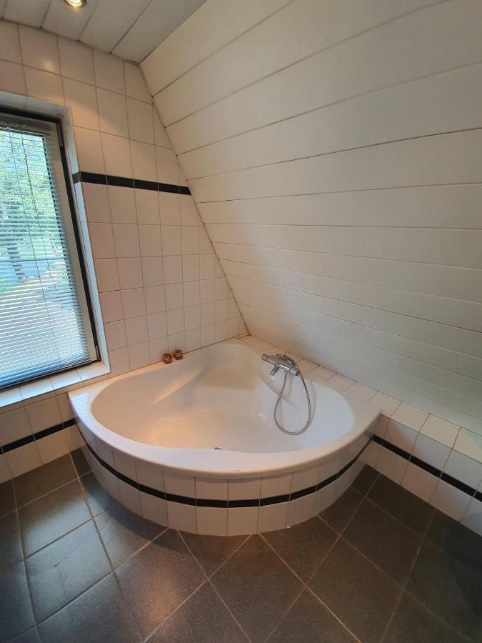 De Vliegende Vlinder Bed & Breakfast Nederweert Dış mekan fotoğraf