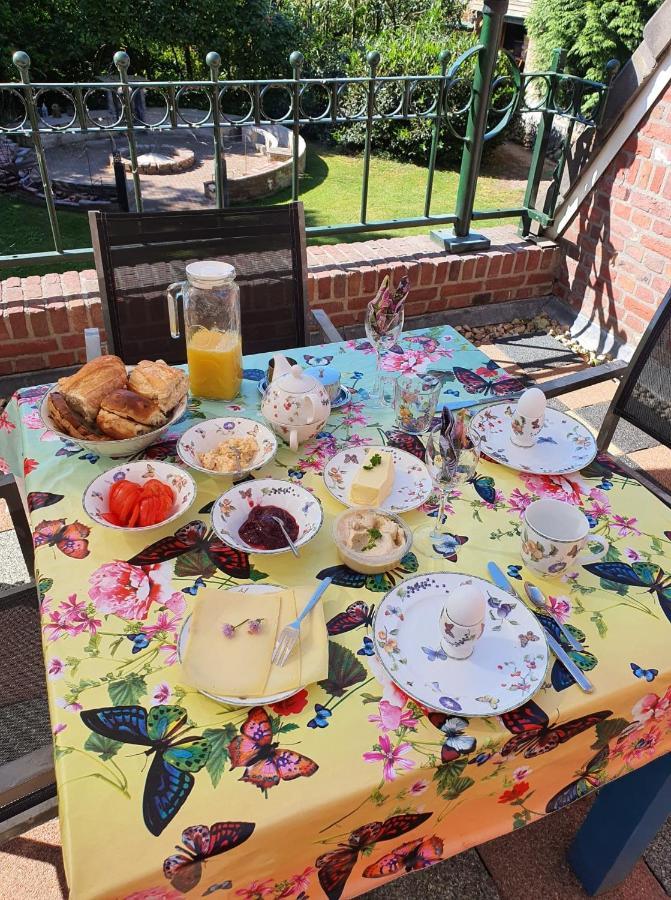 De Vliegende Vlinder Bed & Breakfast Nederweert Dış mekan fotoğraf